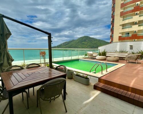 8f81268c-8981-4736-8946-675213f00976