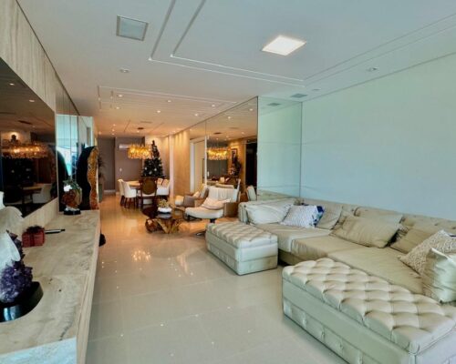 53c5e1a9-2b14-4f05-90a3-fe770363dd49