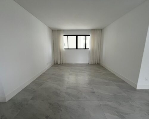 WhatsApp Image 2025-10-02 at 18.07.38 (2)