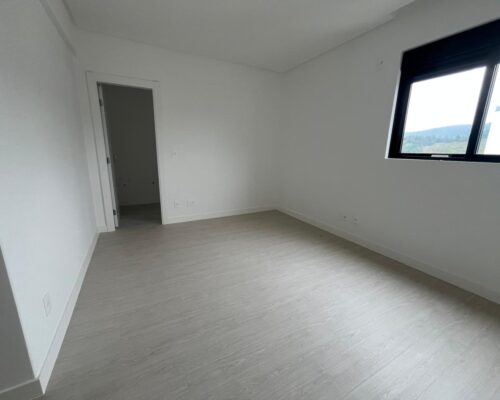 WhatsApp Image 2025-10-02 at 18.07.40 (2)